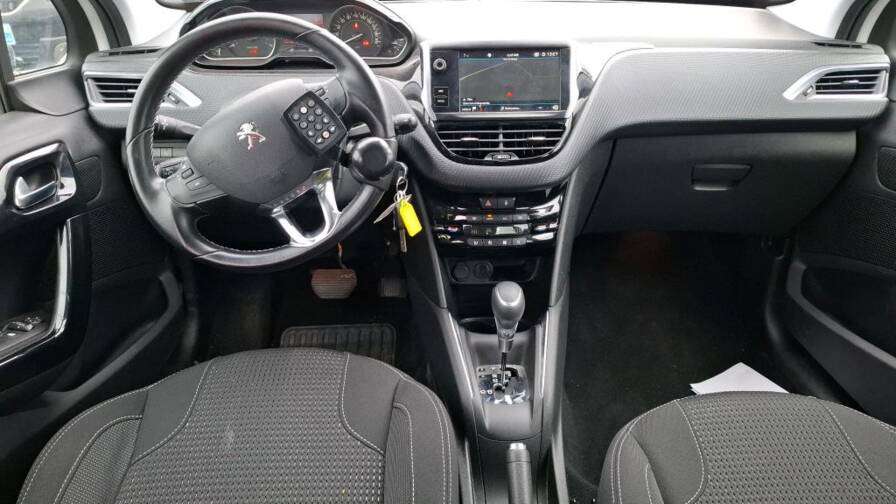 Mandataire Automobile occasion, recherche de Peugeot 208-puretech-110-s-s-eat6-allure - E-Motors