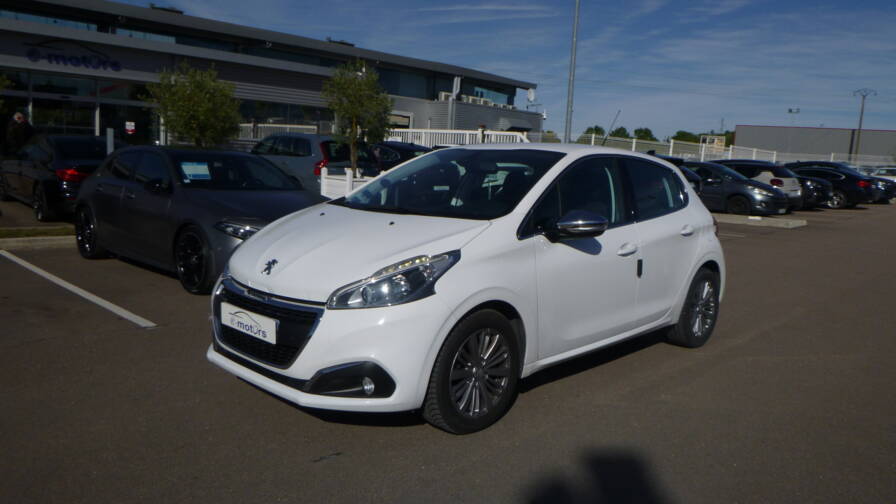 Avis-mandataire-auto-Emotors-Peugeot-208-1-2-puretech-110ch-s-s-bvm5-allure.