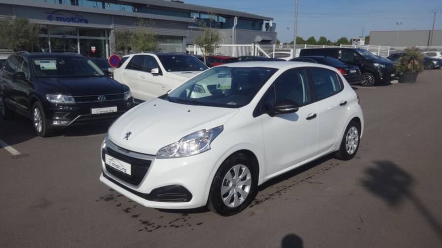 Avis-mandataire-auto-Emotors-Peugeot-208-Active-puretech-82-5p.