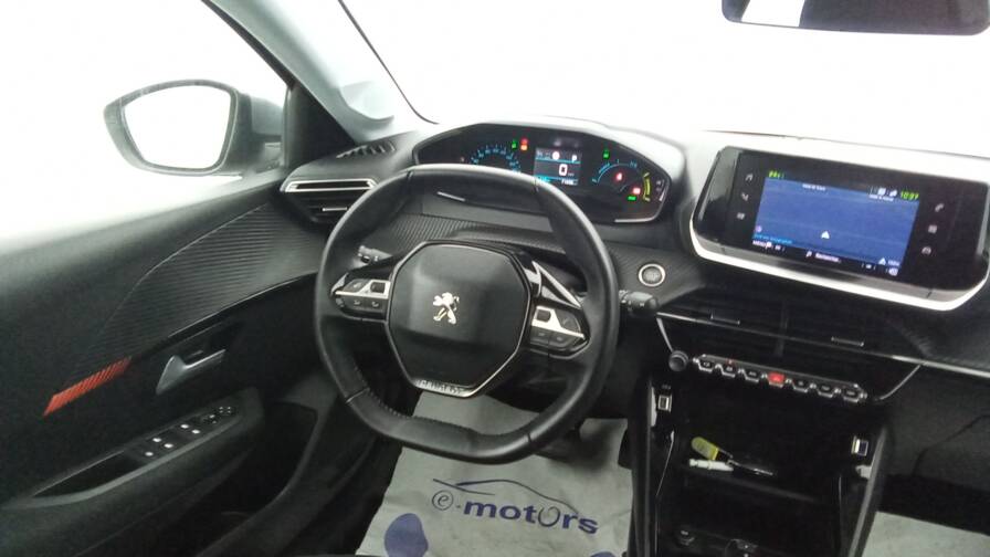 Mandataire Automobile occasion, recherche de Peugeot 208-electrique-50-kwh-136-active-plus-gps-plus-pdc-ar - E-Motors