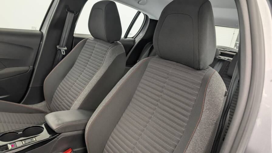 Mandataire Automobile occasion, recherche de Peugeot 208-electrique-50-kwh-136ch-active-pack - E-Motors