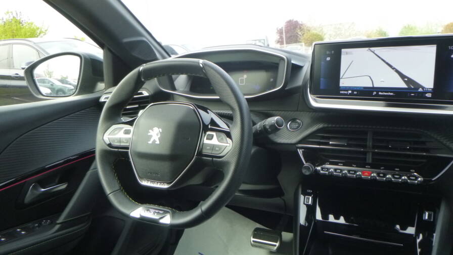 Mandataire Automobile occasion, recherche de Peugeot 208-puretech-100-s-s-eat8-gt - E-Motors