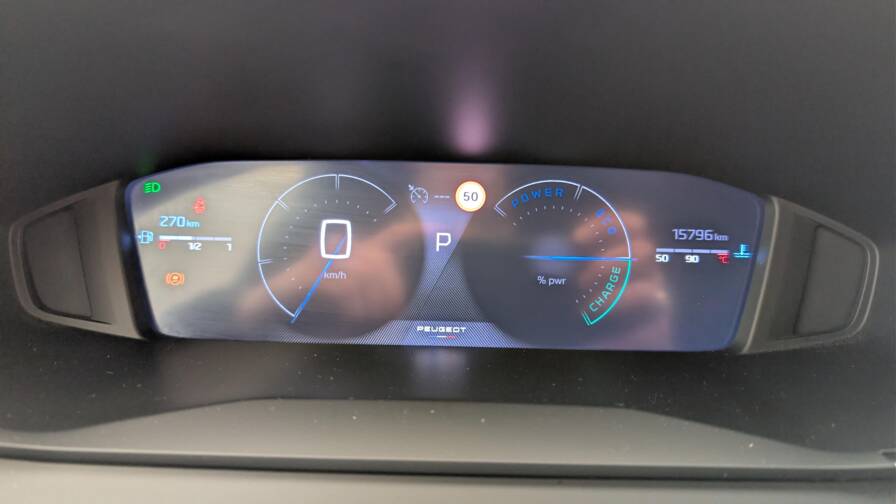 Mandataire Automobile occasion, recherche de Peugeot 208-hybrid-100-e-dcs6-allure - E-Motors