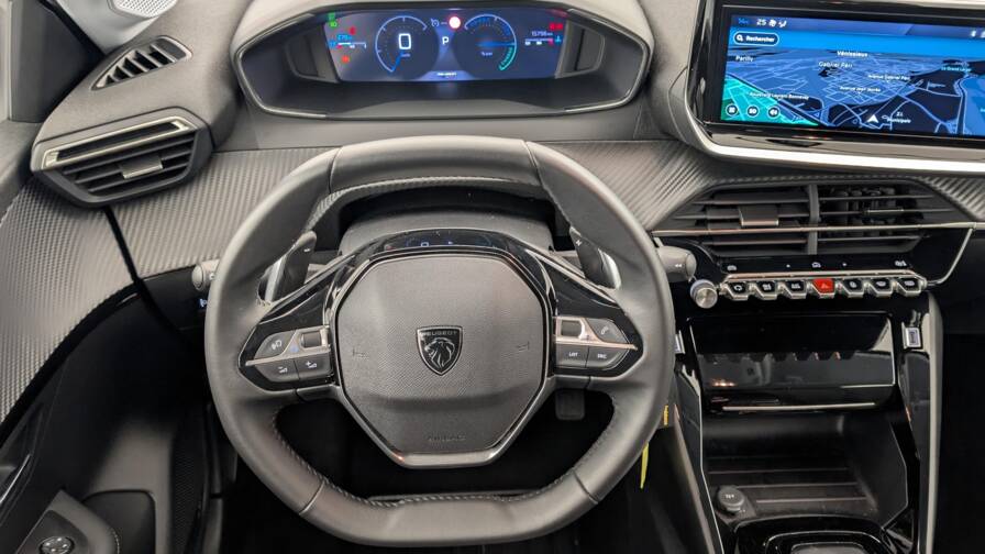 Mandataire Automobile occasion, recherche de Peugeot 208-hybrid-100-e-dcs6-allure - E-Motors