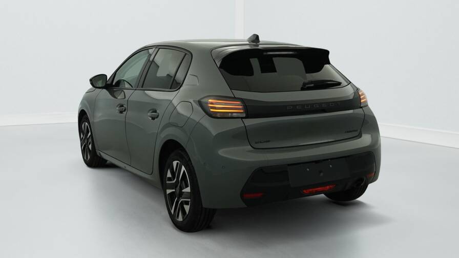Mandataire Automobile occasion, recherche de Peugeot 208-hybrid-100-e-dcs6-allure - E-Motors