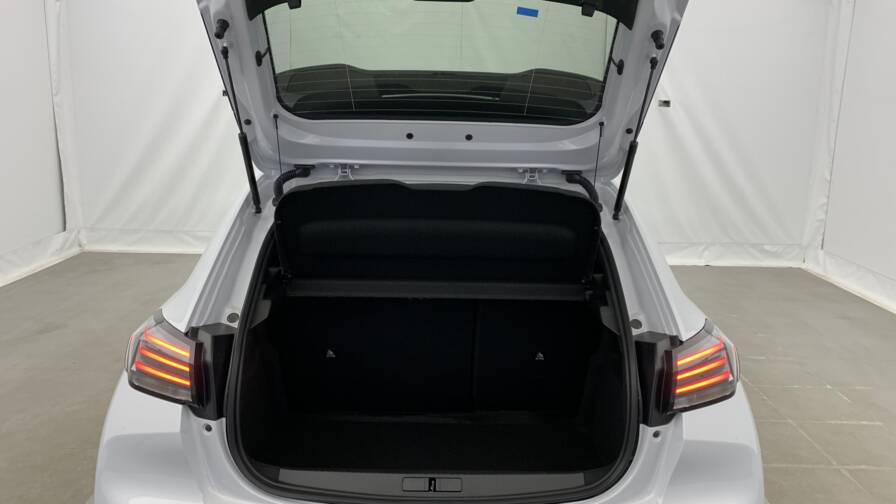 Mandataire Automobile neuf, recherche de Peugeot 208-hybrid-110-e-dcs6-allure - E-Motors