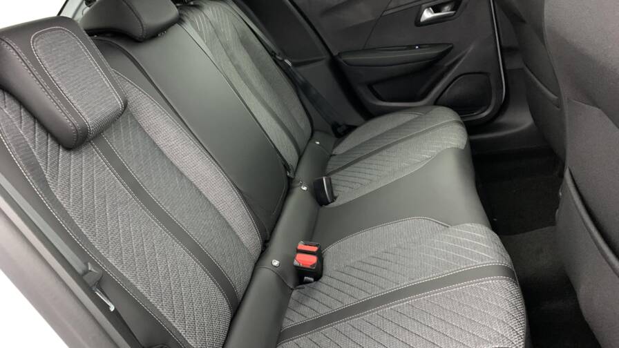 Mandataire Automobile neuf, recherche de Peugeot 208-hybrid-110-e-dcs6-allure - E-Motors