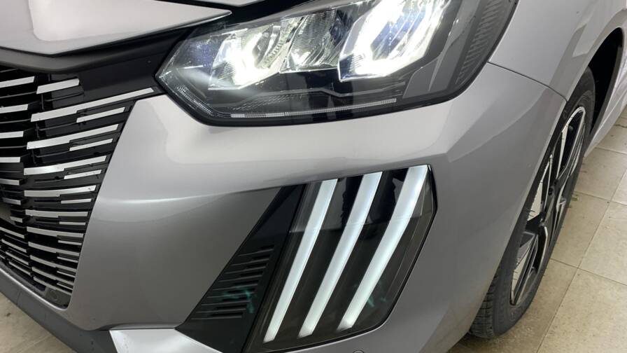 Mandataire Automobile neuf, recherche de Peugeot 208-hybrid-110-e-dcs6-allure - E-Motors