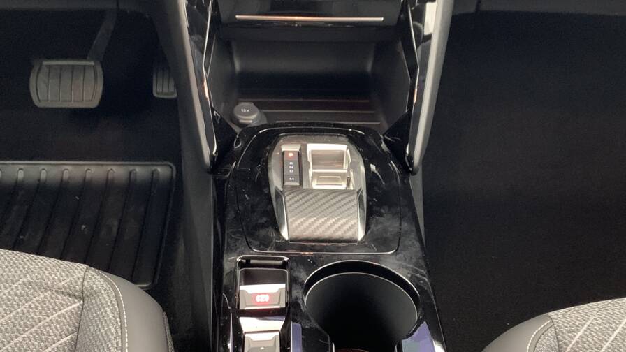 Mandataire Automobile neuf, recherche de Peugeot 208-hybrid-110-e-dcs6-allure - E-Motors