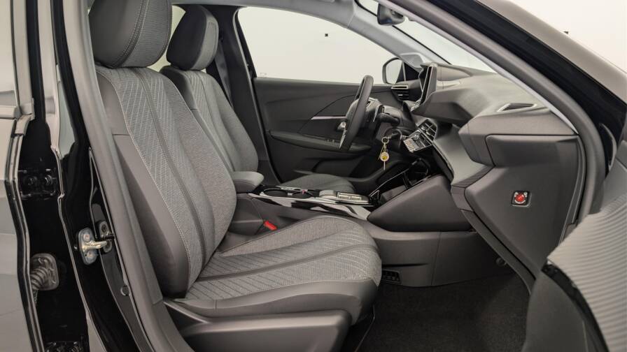 Mandataire Automobile neuf, recherche de Peugeot 208-hybrid-110-e-dcs6-allure - E-Motors