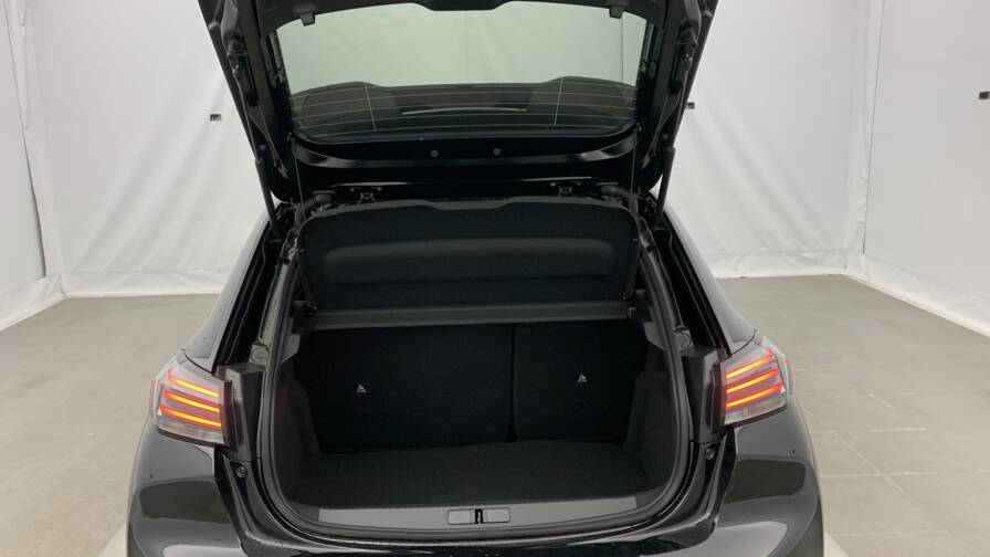 Mandataire Automobile neuf, recherche de Peugeot 208-hybrid-110-e-dcs6-allure - E-Motors