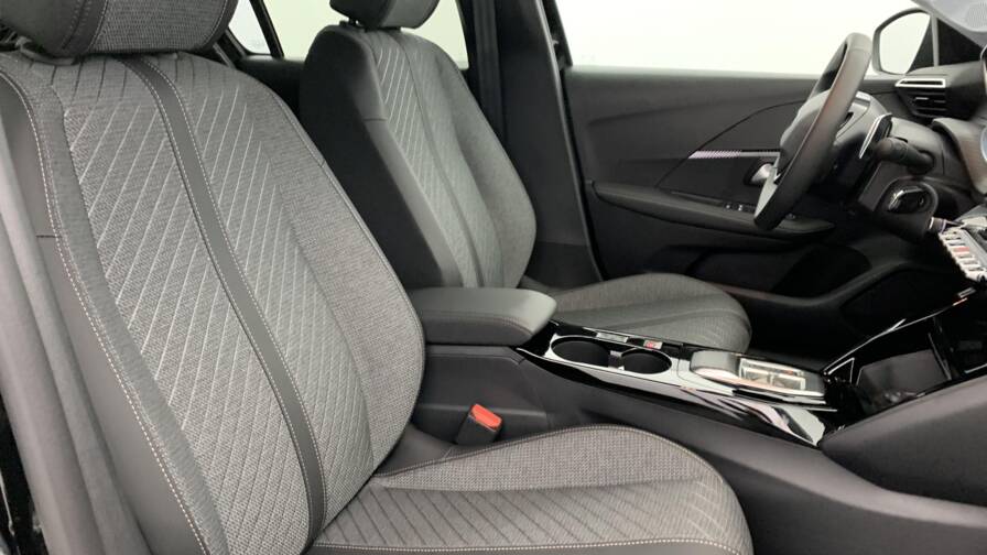 Mandataire Automobile neuf, recherche de Peugeot 208-hybrid-110-e-dcs6-allure - E-Motors