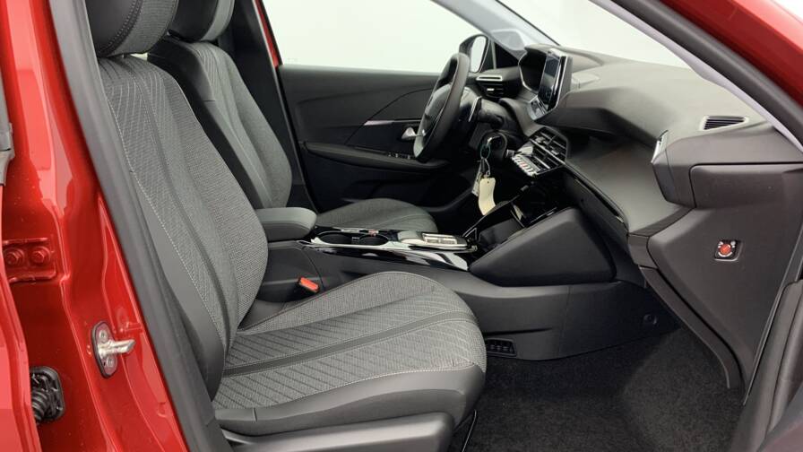 Mandataire Automobile neuf, recherche de Peugeot 208-hybrid-110-e-dcs6-allure - E-Motors