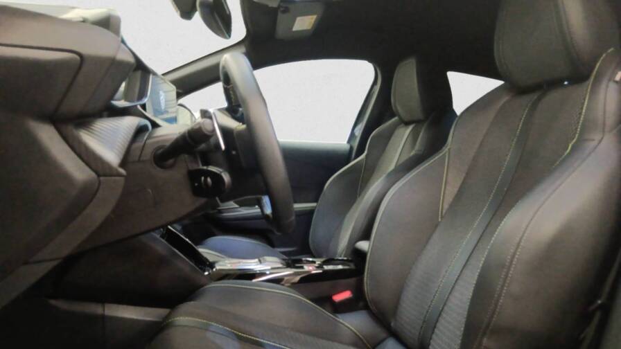 Mandataire Automobile occasion, recherche de Peugeot 208-hybrid-110-e-dcs6-gt - E-Motors