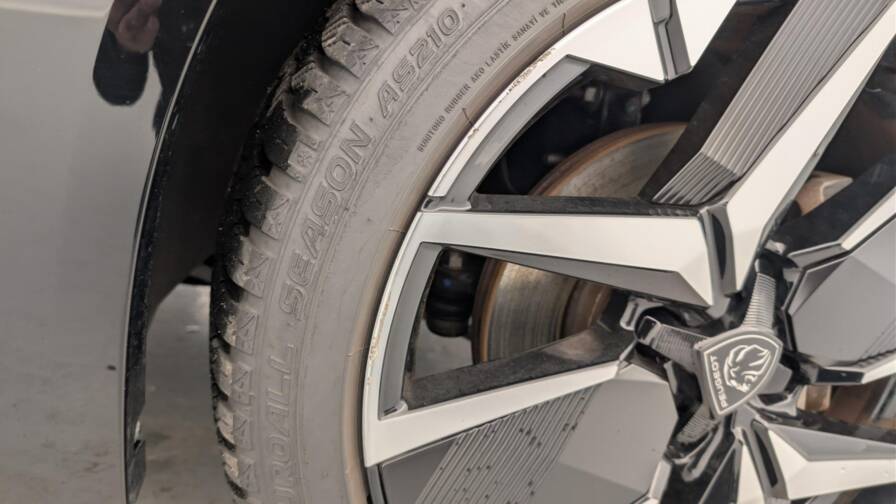 Mandataire Automobile occasion, recherche de Peugeot 208-hybrid-136-e-dcs6-gt - E-Motors