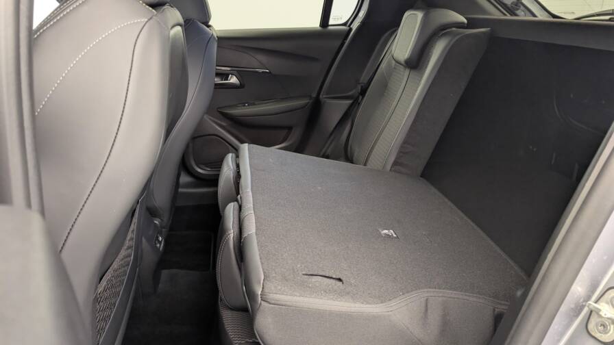 Mandataire Automobile occasion, recherche de Peugeot 208-hybrid-136-e-dcs6-gt - E-Motors