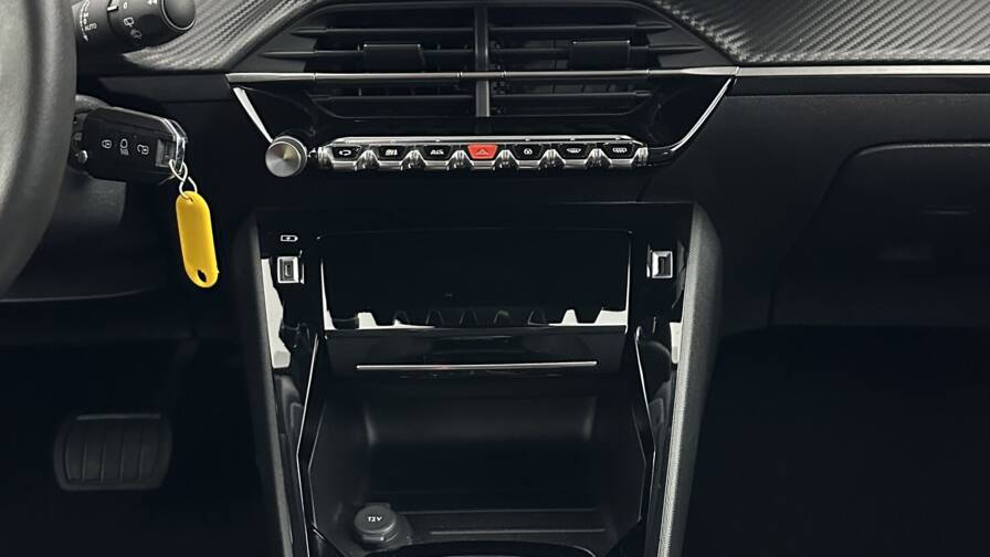 Mandataire Automobile occasion, recherche de Peugeot 208-ii-1-2-puretech-100ch-allure-eat8 - E-Motors