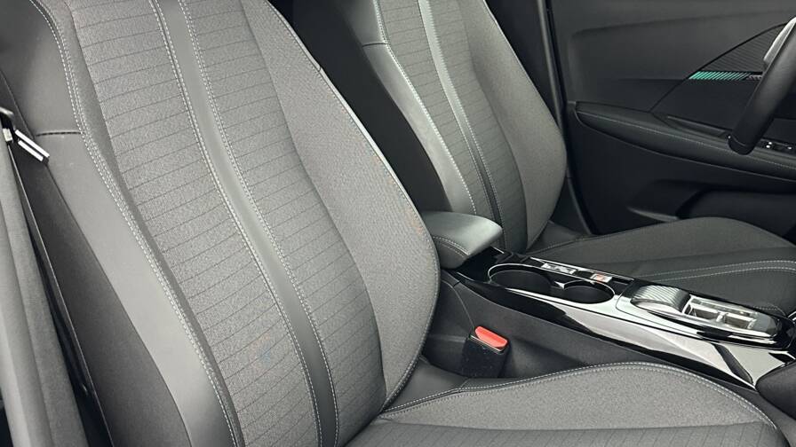 Mandataire Automobile occasion, recherche de Peugeot 208-ii-1-2-puretech-100ch-allure-eat8 - E-Motors