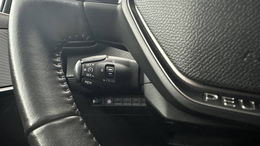 Mandataire Automobile occasion, recherche de Peugeot 208-ii-1-2-puretech-75ch-active - E-Motors