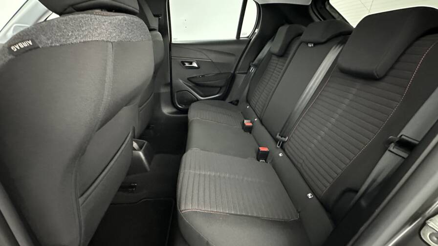 Mandataire Automobile occasion, recherche de Peugeot 208-ii-1-2-puretech-75ch-active-pack - E-Motors