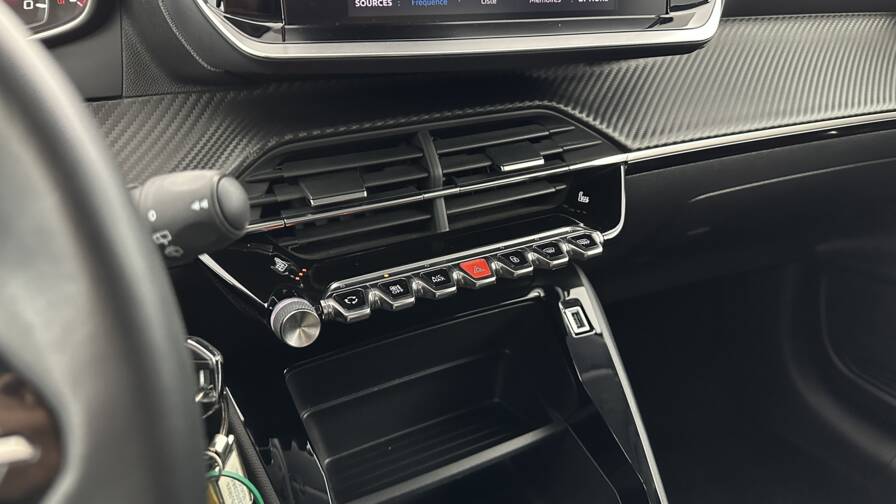 Mandataire Automobile occasion, recherche de Peugeot 208-ii-1-2-puretech-75ch-active-pack - E-Motors
