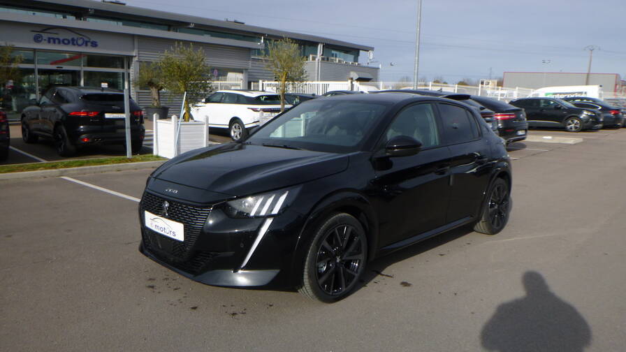 Avis-mandataire-auto-Emotors-Peugeot-208-Gt-puretech-100-s-s-eat8.