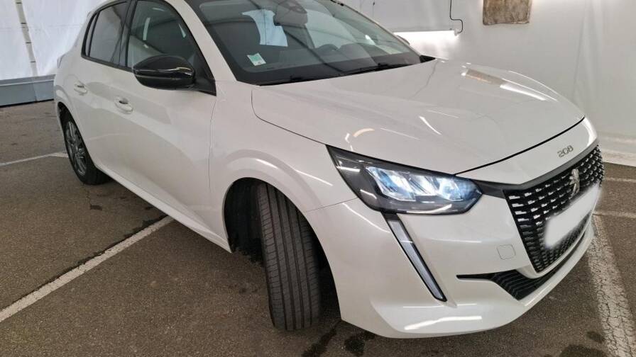 Mandataire Automobile occasion, recherche de Peugeot 208-puretech-100-s-s-eat8-style-plus-clim-auto-plus-visio-park-1 - E-Motors