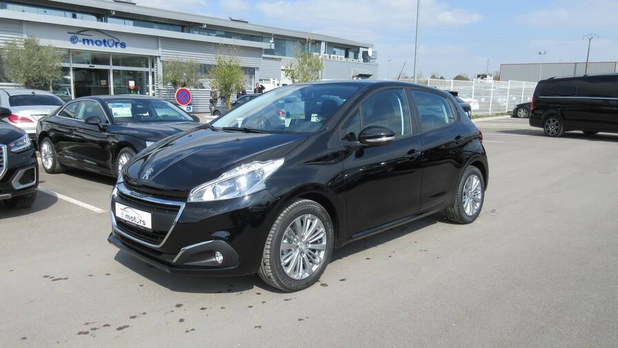 Avis-mandataire-auto-Emotors-Peugeot-208-Active-bluehdi-100-s-s.