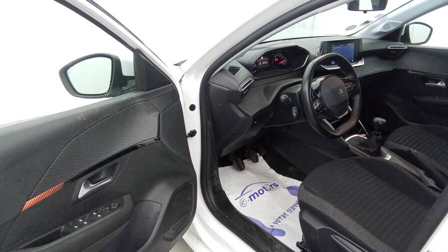 Mandataire Automobile occasion, recherche de Peugeot 208-puretech-100-active-plus-gps-plus-pdc-ar - E-Motors