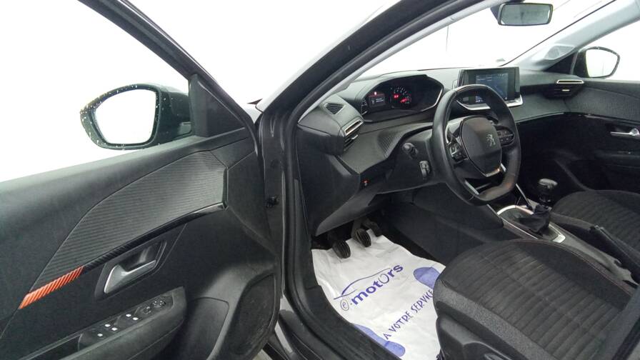 Mandataire Automobile occasion, recherche de Peugeot 208-puretech-100-active-plus-gps-plus-pdc-ar - E-Motors