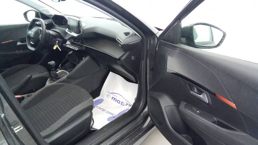 Mandataire Automobile occasion, recherche de Peugeot 208-puretech-100-active-plus-gps-plus-pdc-ar - E-Motors