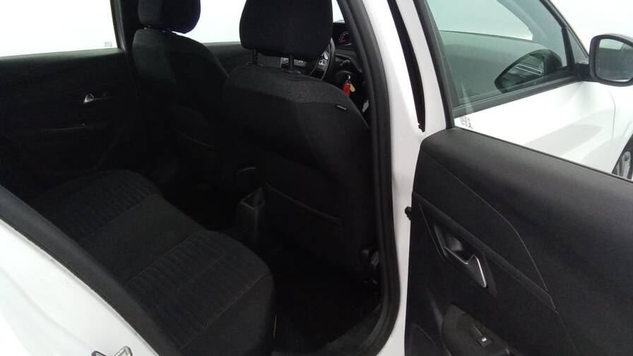 Mandataire Automobile occasion, recherche de Peugeot 208-puretech-100-active-plus-pdc-ar - E-Motors