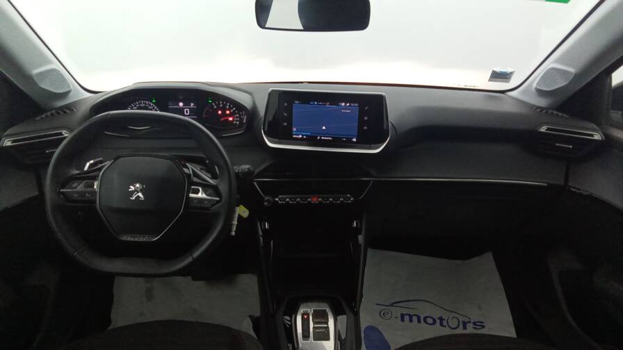 Mandataire Automobile occasion, recherche de Peugeot 208-puretech-100-eat8-active-pack-plus-gps - E-Motors