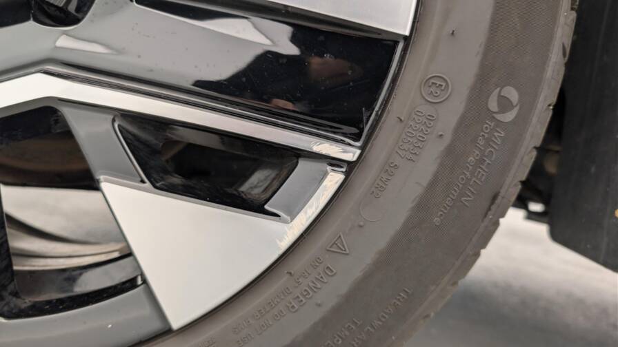 Mandataire Automobile occasion, recherche de Peugeot 208-puretech-100-s-s-bvm6-allure - E-Motors