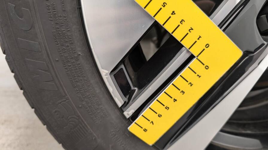 Mandataire Automobile occasion, recherche de Peugeot 208-puretech-100-s-s-bvm6-allure - E-Motors