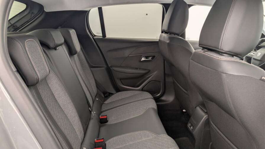 Mandataire Automobile occasion, recherche de Peugeot 208-puretech-100-s-s-bvm6-allure - E-Motors