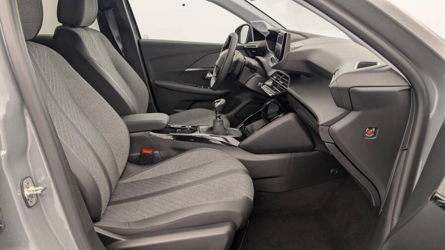 Mandataire Automobile occasion, recherche de Peugeot 208-puretech-100-s-s-bvm6-allure - E-Motors