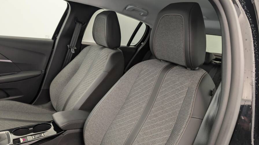 Mandataire Automobile occasion, recherche de Peugeot 208-puretech-100-s-s-bvm6-allure - E-Motors