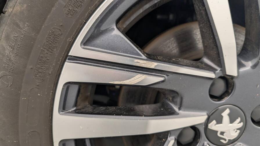 Mandataire Automobile occasion, recherche de Peugeot 208-puretech-100-s-s-bvm6-allure-pack - E-Motors