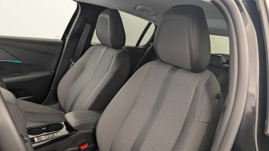 Mandataire Automobile occasion, recherche de Peugeot 208-puretech-100-s-s-bvm6-allure-pack - E-Motors