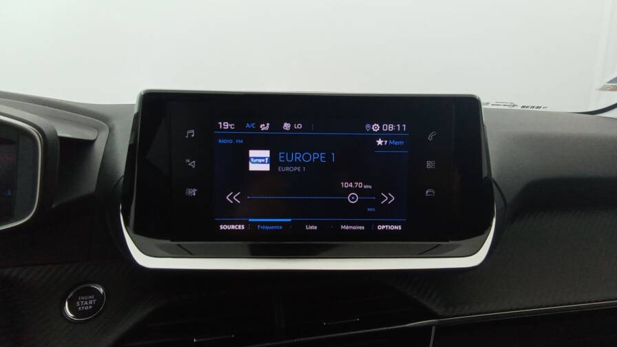 Mandataire Automobile occasion, recherche de Peugeot 208-puretech-100-s-s-bvm6-allure-pack - E-Motors