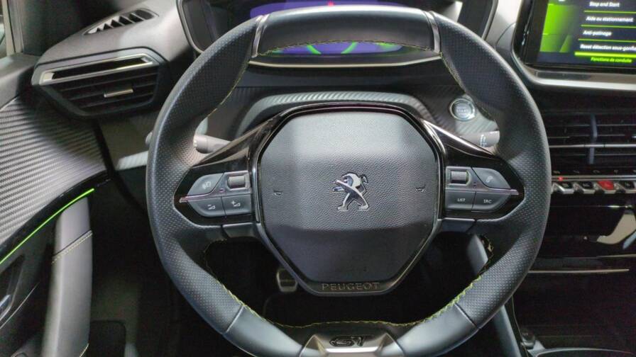 Mandataire Automobile occasion, recherche de Peugeot 208-puretech-100-s-s-bvm6-gt - E-Motors