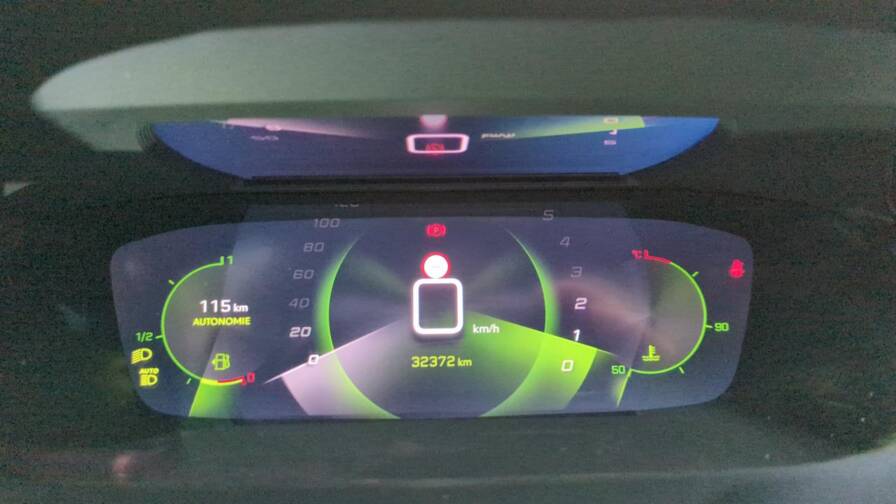 Mandataire Automobile occasion, recherche de Peugeot 208-puretech-100-s-s-bvm6-gt - E-Motors