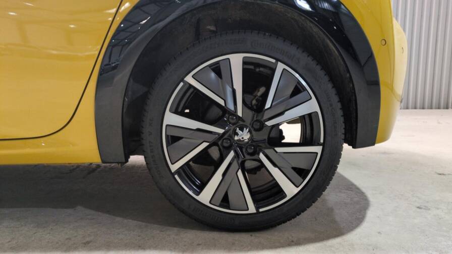 Mandataire Automobile occasion, recherche de Peugeot 208-puretech-100-s-s-bvm6-gt - E-Motors