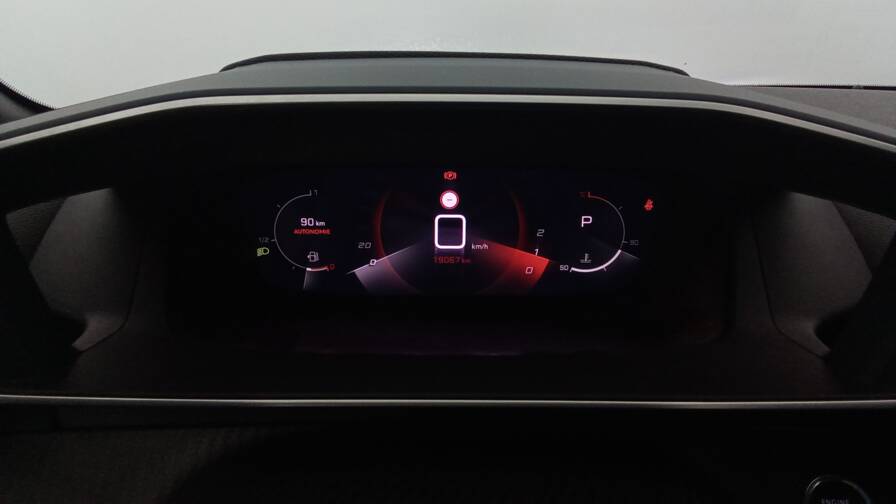 Mandataire Automobile occasion, recherche de Peugeot 208-puretech-100-s-s-eat8-gt - E-Motors