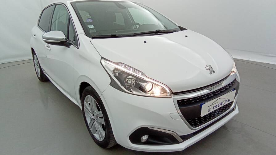 Mandataire Automobile occasion, recherche de Peugeot 208-puretech-110-allure - E-Motors