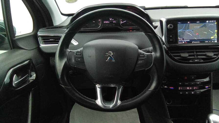 Mandataire Automobile occasion, recherche de Peugeot 208-puretech-110-allure - E-Motors