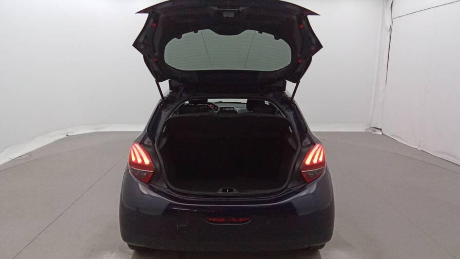 Mandataire Automobile occasion, recherche de Peugeot 208-puretech-110-allure - E-Motors