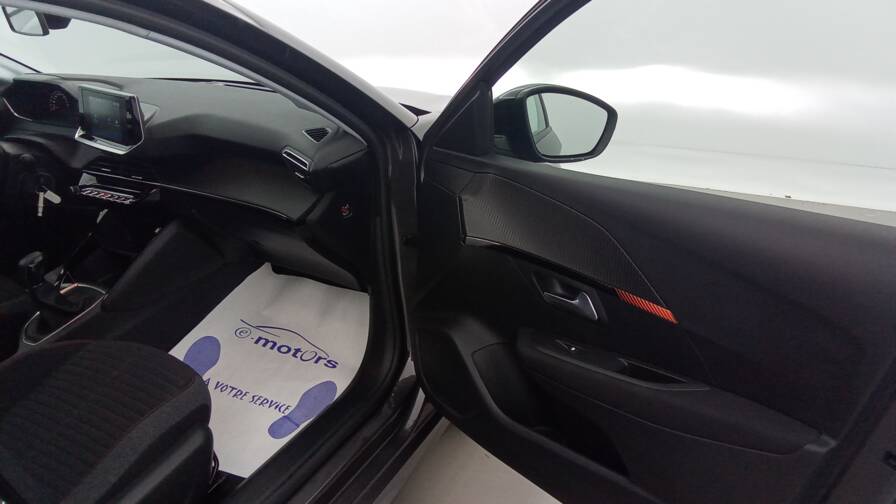 Mandataire Automobile occasion, recherche de Peugeot 208-puretech-75-ss-bvm5-active-pack - E-Motors