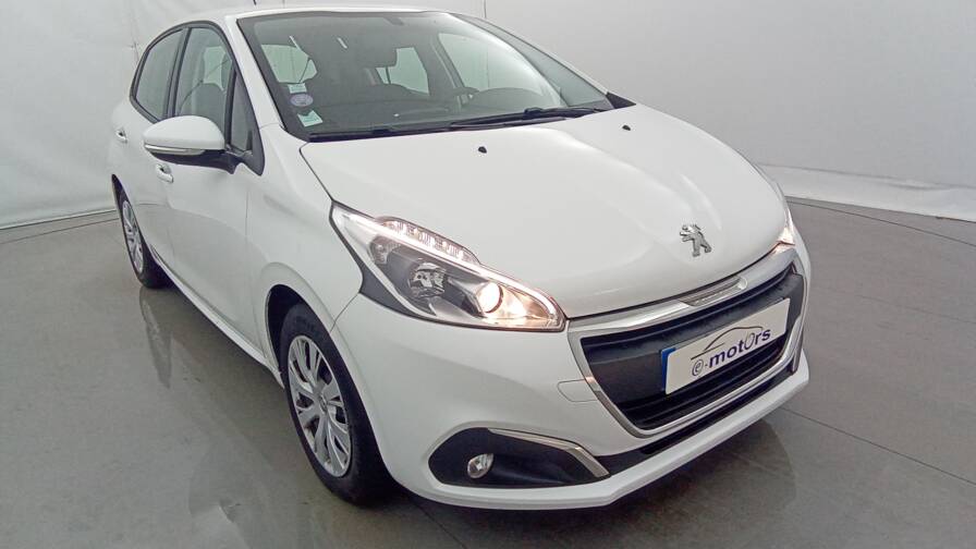 Mandataire Automobile occasion, recherche de Peugeot 208-puretech-82-bvm5-active - E-Motors